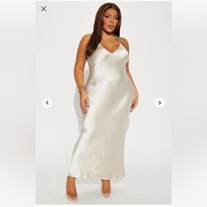 1XL Plus Size Satin Maxi Dress Champagne